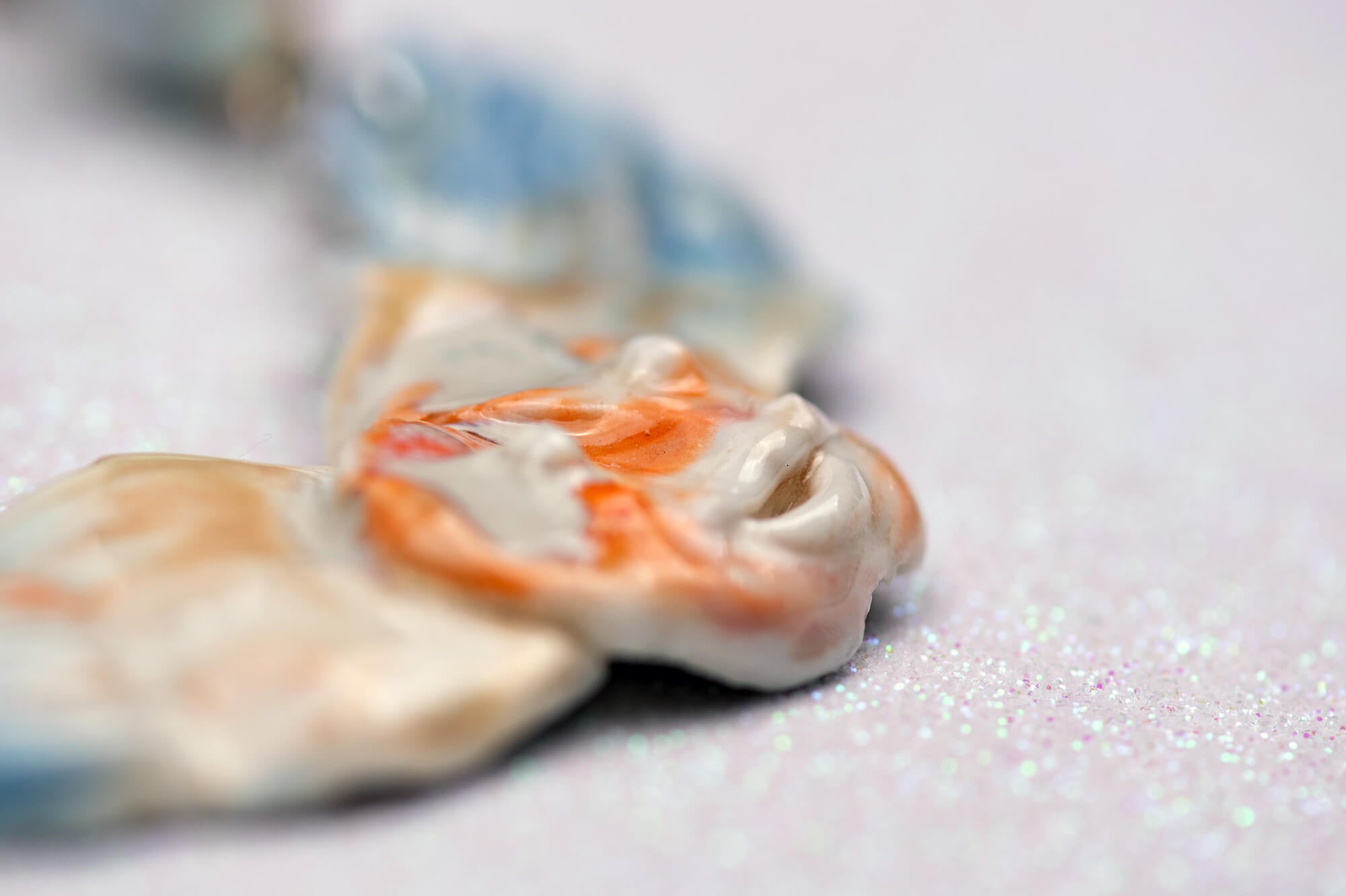 Flying angel chocker