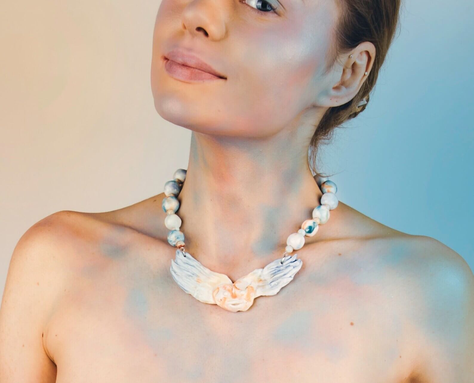 Flying angel chocker