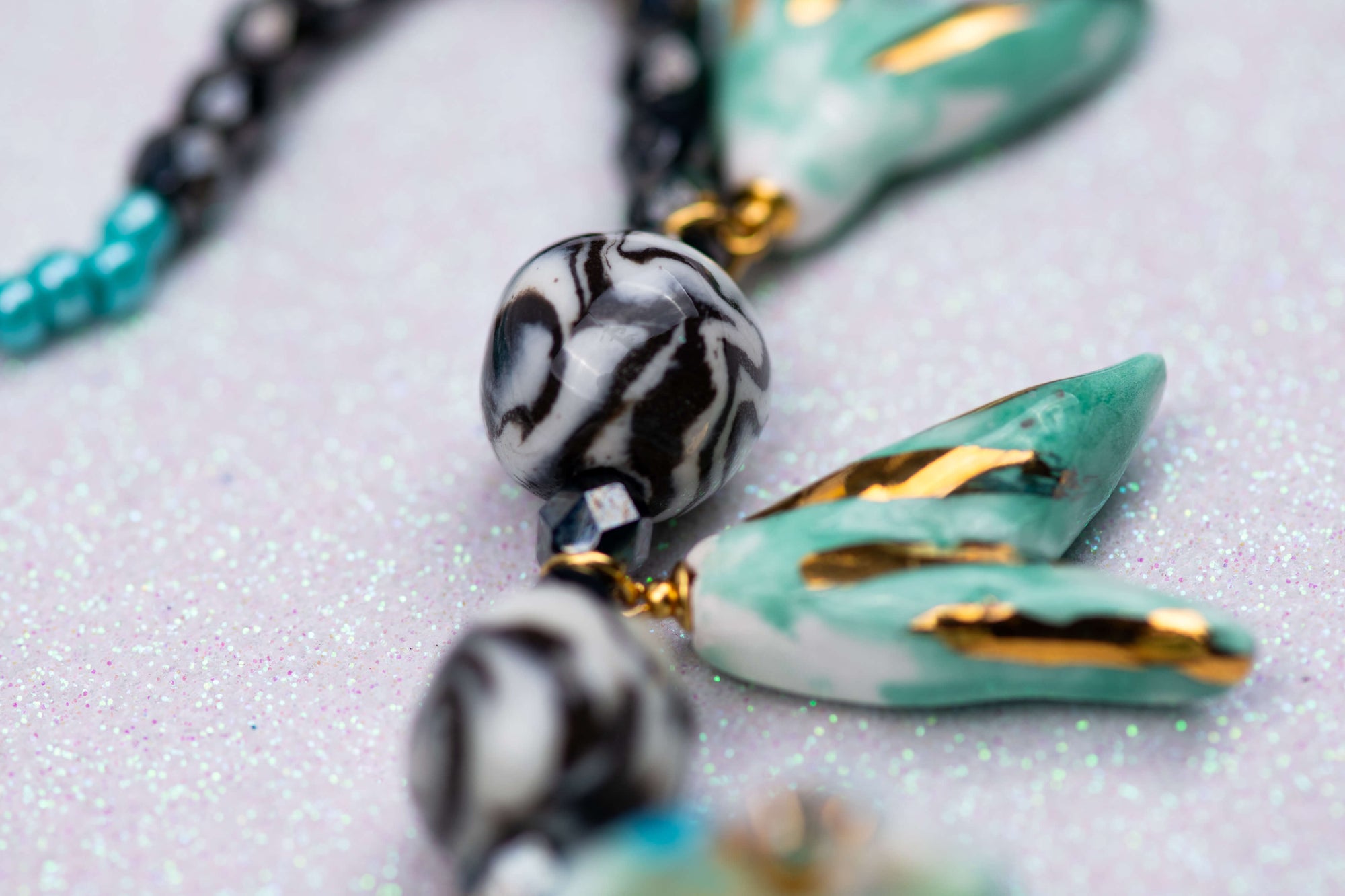 Fairytale necklace with fins