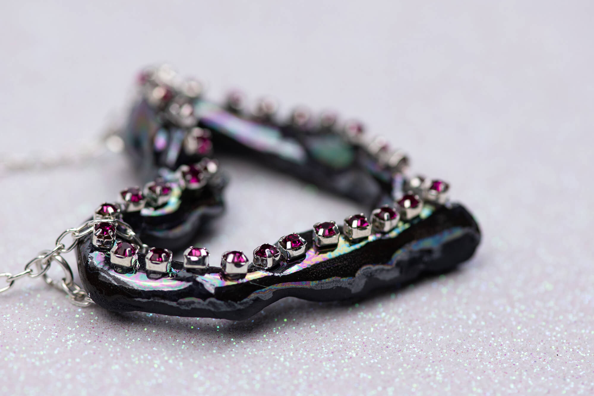 Heart necklace with pink crystals