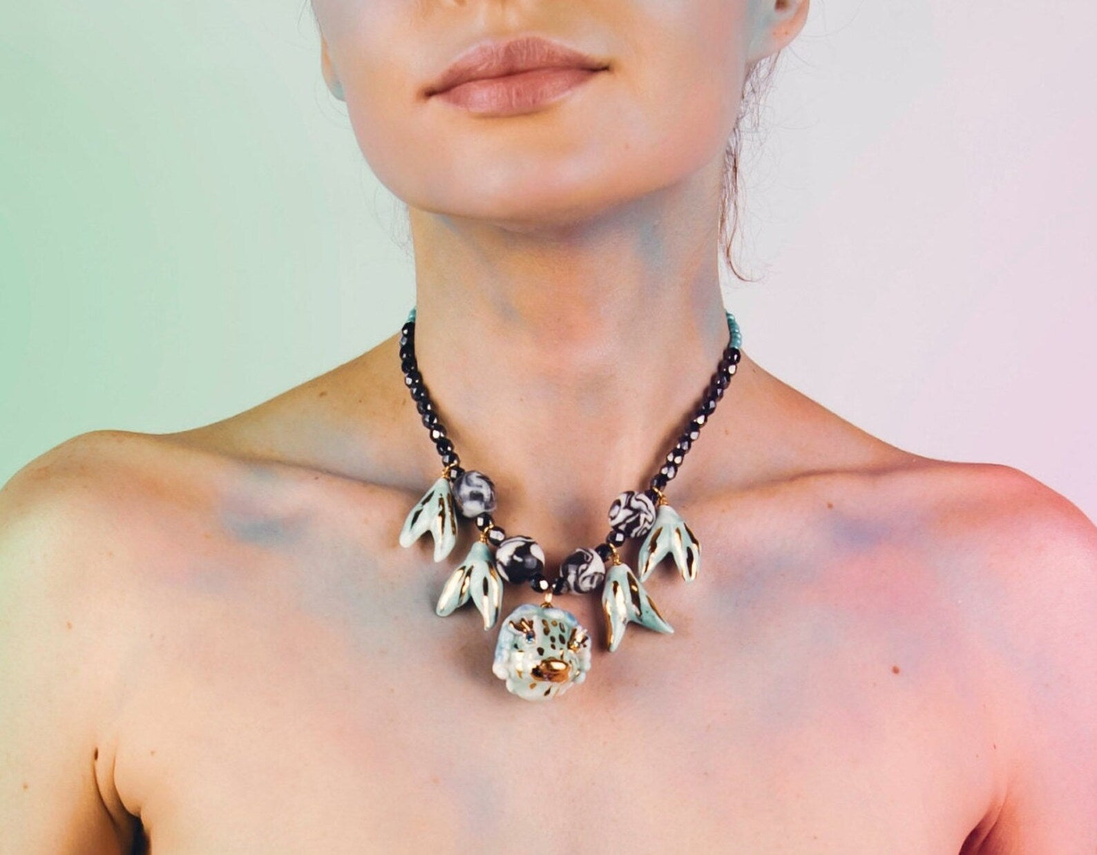 Fairytale necklace with fins