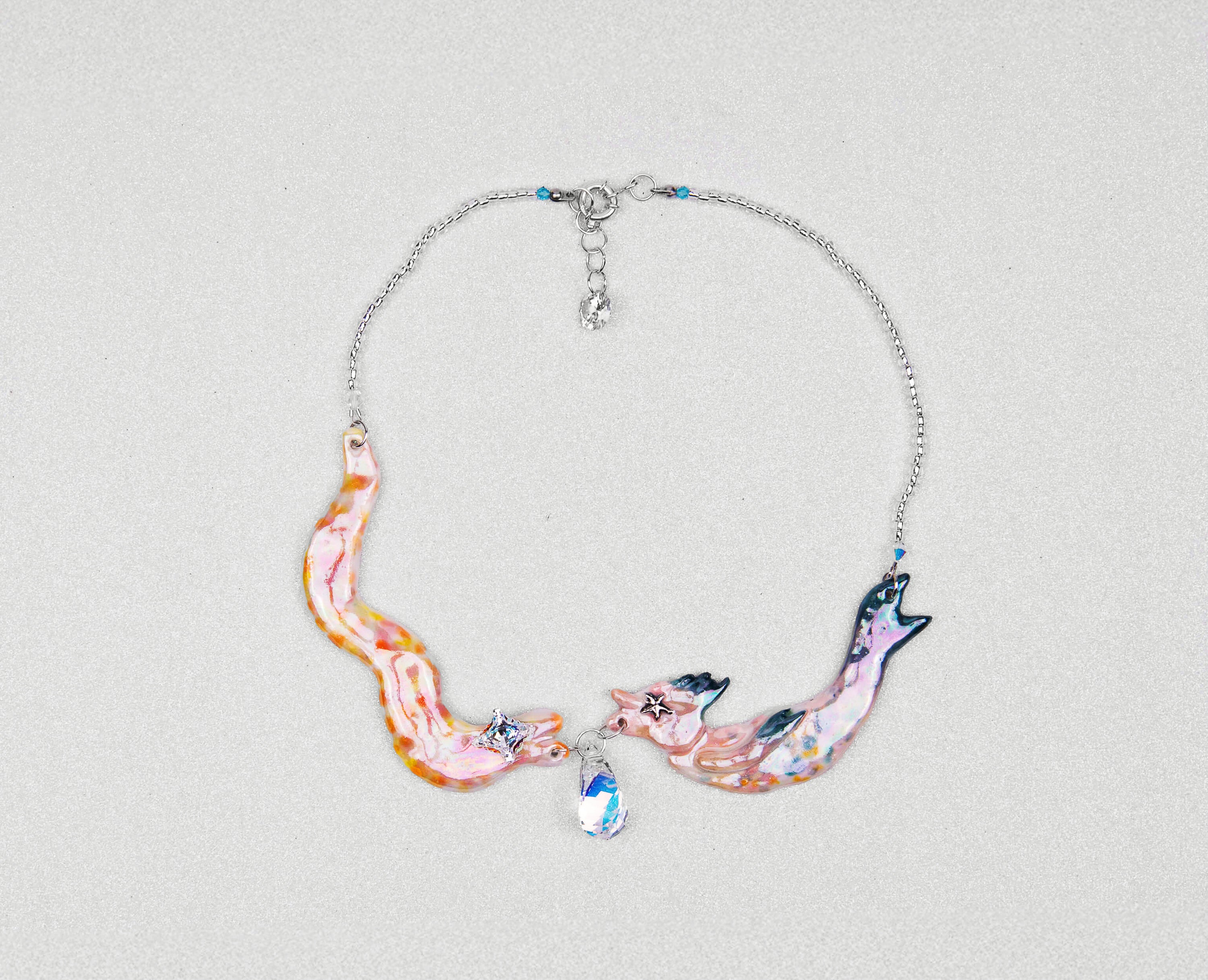 Love scene necklace