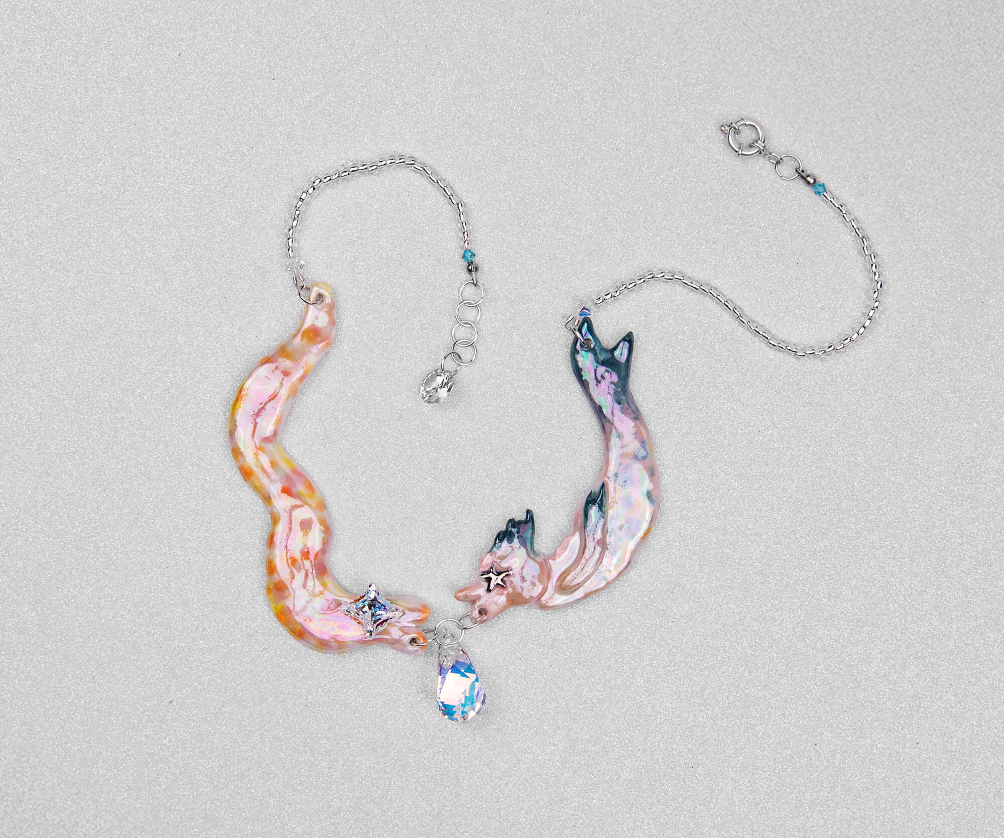 Love scene necklace