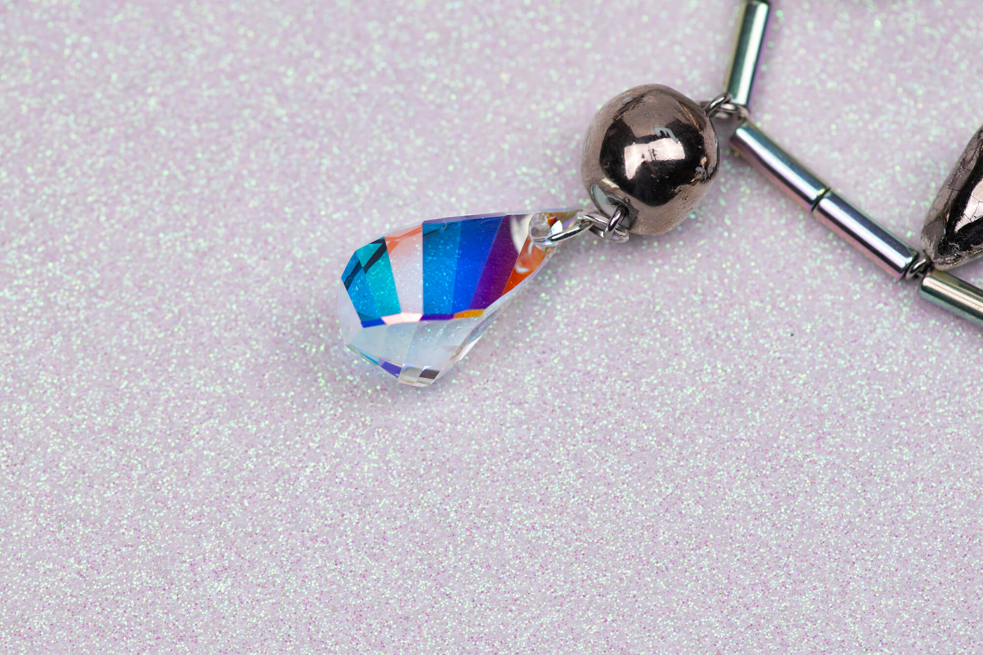Modern droplet necklace