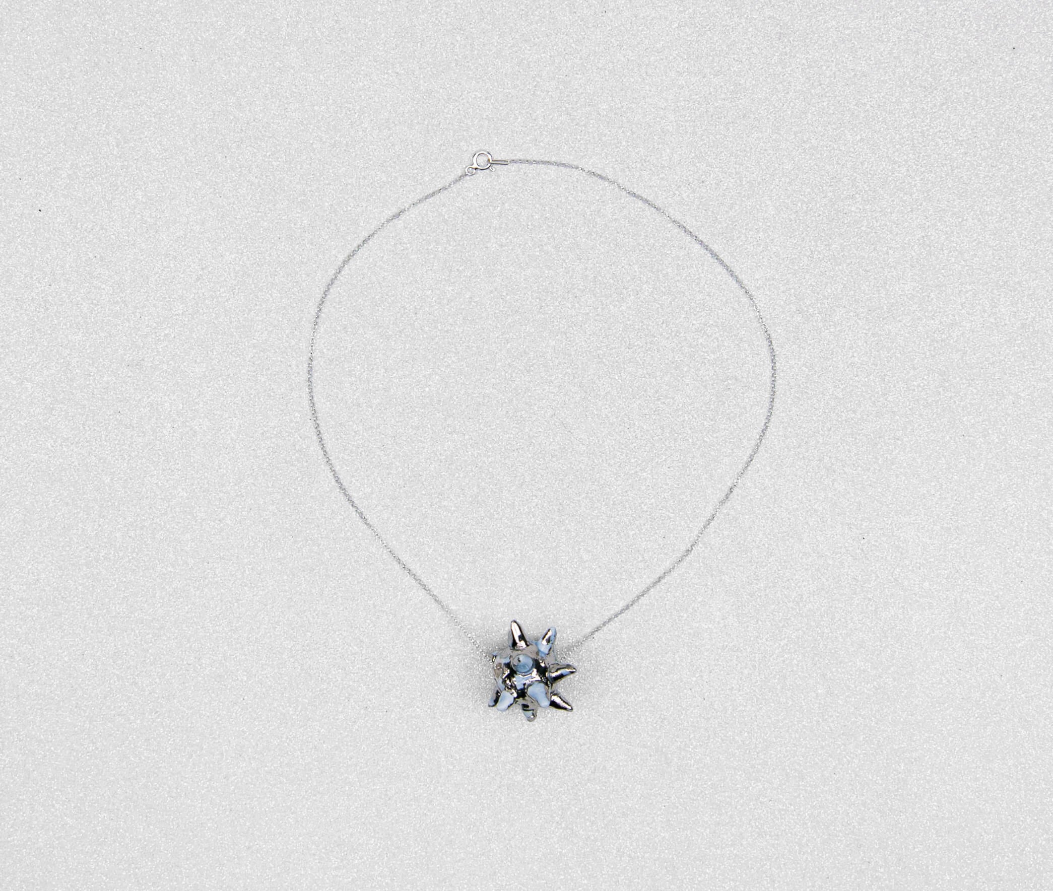 Blue and silver spicy star neckalce