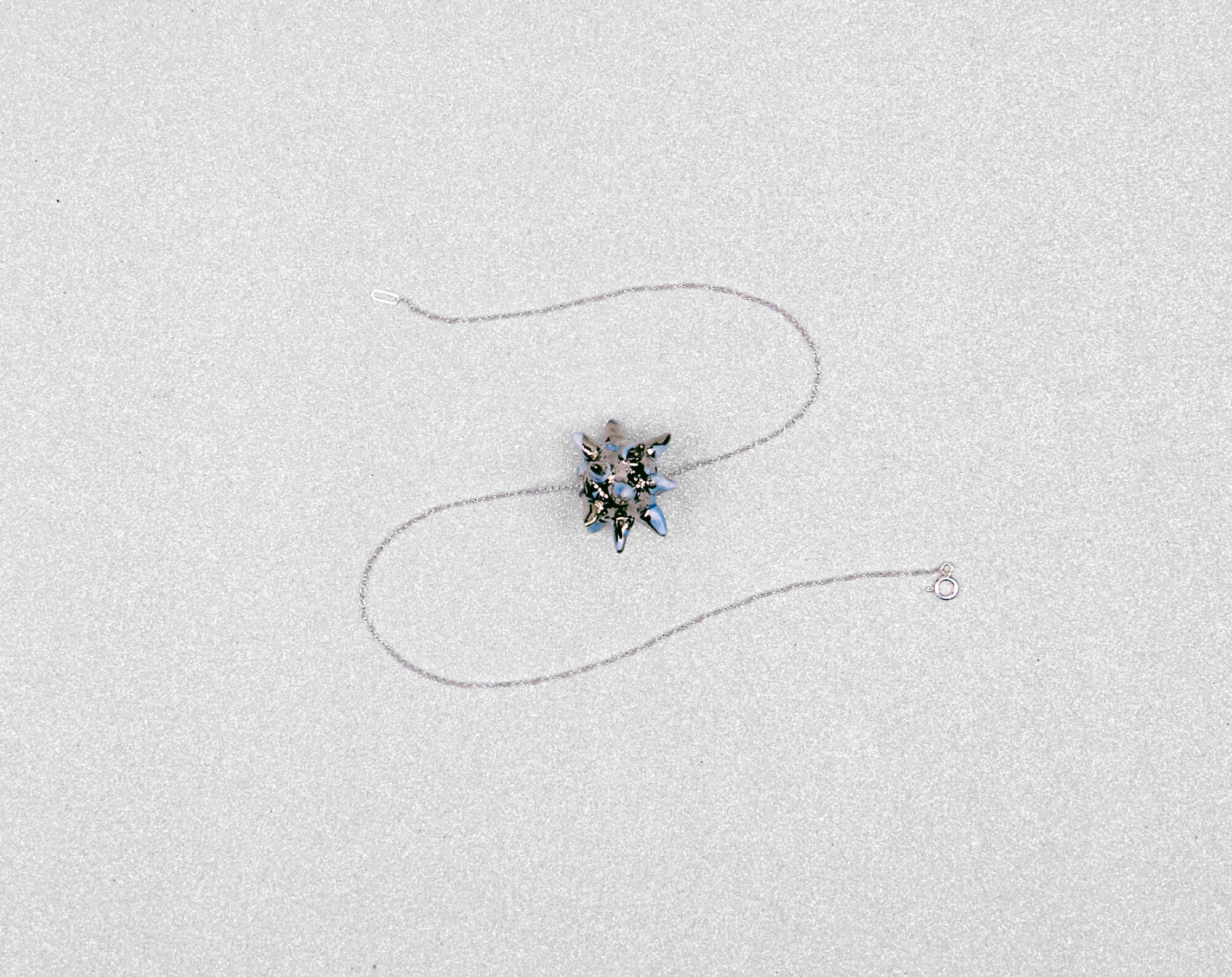 Blue and silver spicy star neckalce