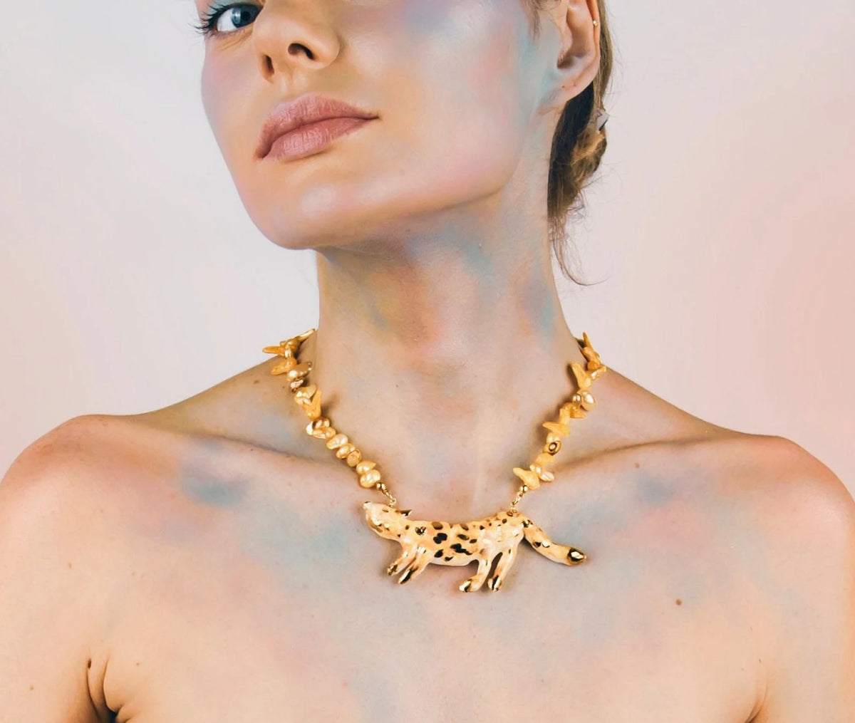 Tiger necklace with pearls